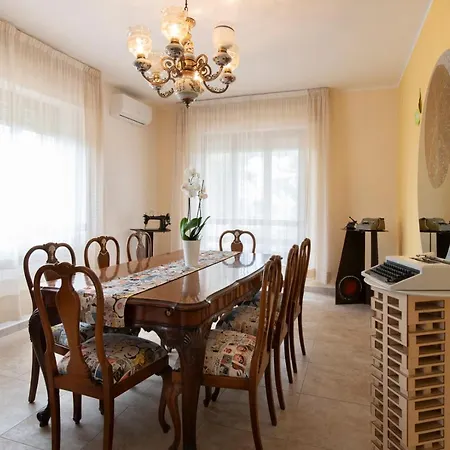 Holiday home Art Beds & Garden 9 Beds Between The Sea, Thermal Baths, And The Tuscan Countryside *