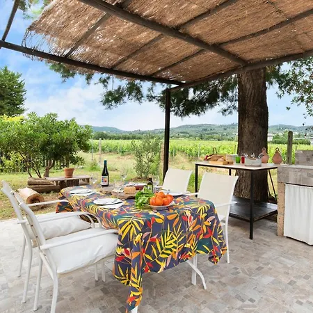 Art Beds & Garden 9 Beds Between The Sea, Thermal Baths, And The Tuscan Countryside Holiday home