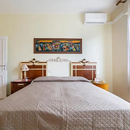 Casa de Férias Art Beds & Garden 9 Beds Between The Sea, Thermal Baths, And The Tuscan Countryside Suvereto