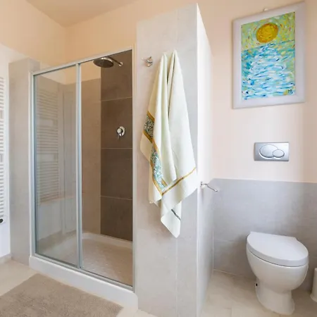 Art Beds & Garden 9 Beds Between The Sea, Thermal Baths, And The Tuscan Countryside Casa de Férias *
