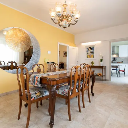 Art Beds & Garden 9 Beds Between The Sea, Thermal Baths, And The Tuscan Countryside Casa de Férias *