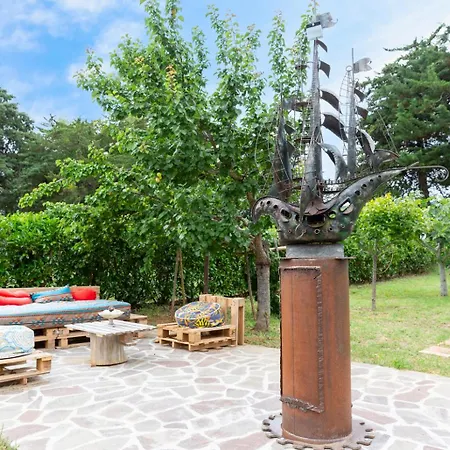 Art Beds & Garden 9 Beds Between The Sea, Thermal Baths, And The Tuscan Countryside Suvereto