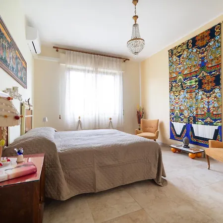 Art Beds & Garden 9 Beds Between The Sea, Thermal Baths, And The Tuscan Countryside *
