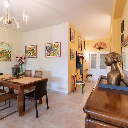 Art Beds & Garden 9 Beds Between The Sea, Thermal Baths, And The Tuscan Countryside