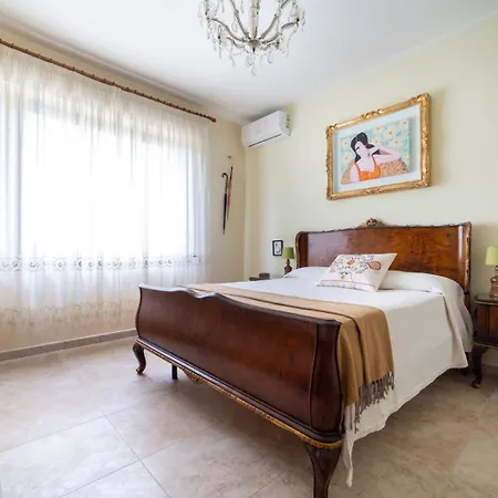 Art Beds & Garden 9 Beds Between The Sea, Thermal Baths, And The Tuscan Countryside Casa de Férias *